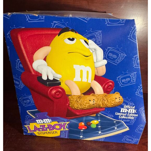 M&Ms LA-Z-BOY Recliner Candy Dispenser Limited Ed in Box - Picture 2 of 7